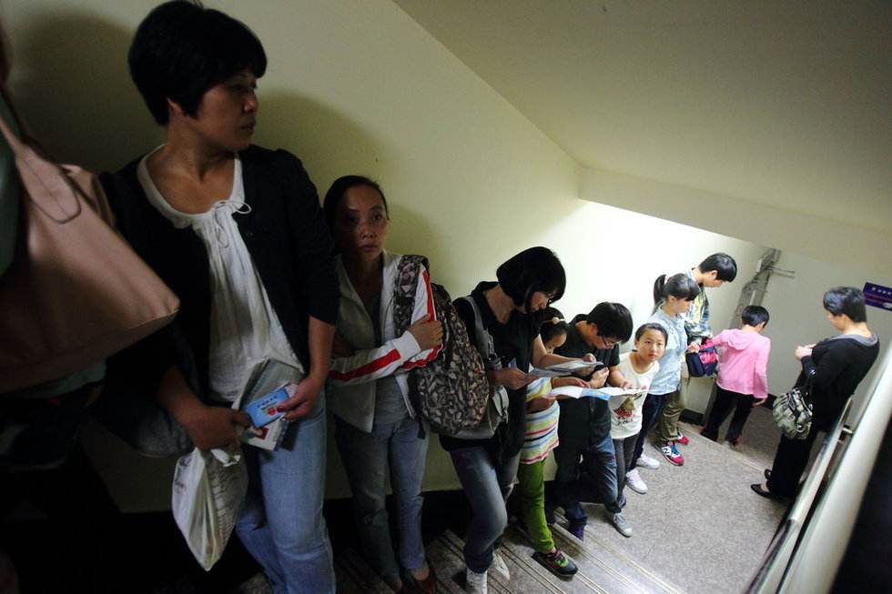 有人說病床只能病人睡覺，晚上陪護的人睡在哪里？