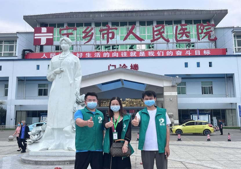 愛陪折疊陪護(hù)床椅配套服務(wù)同步供入三家醫(yī)院——產(chǎn)品硬、服務(wù)好